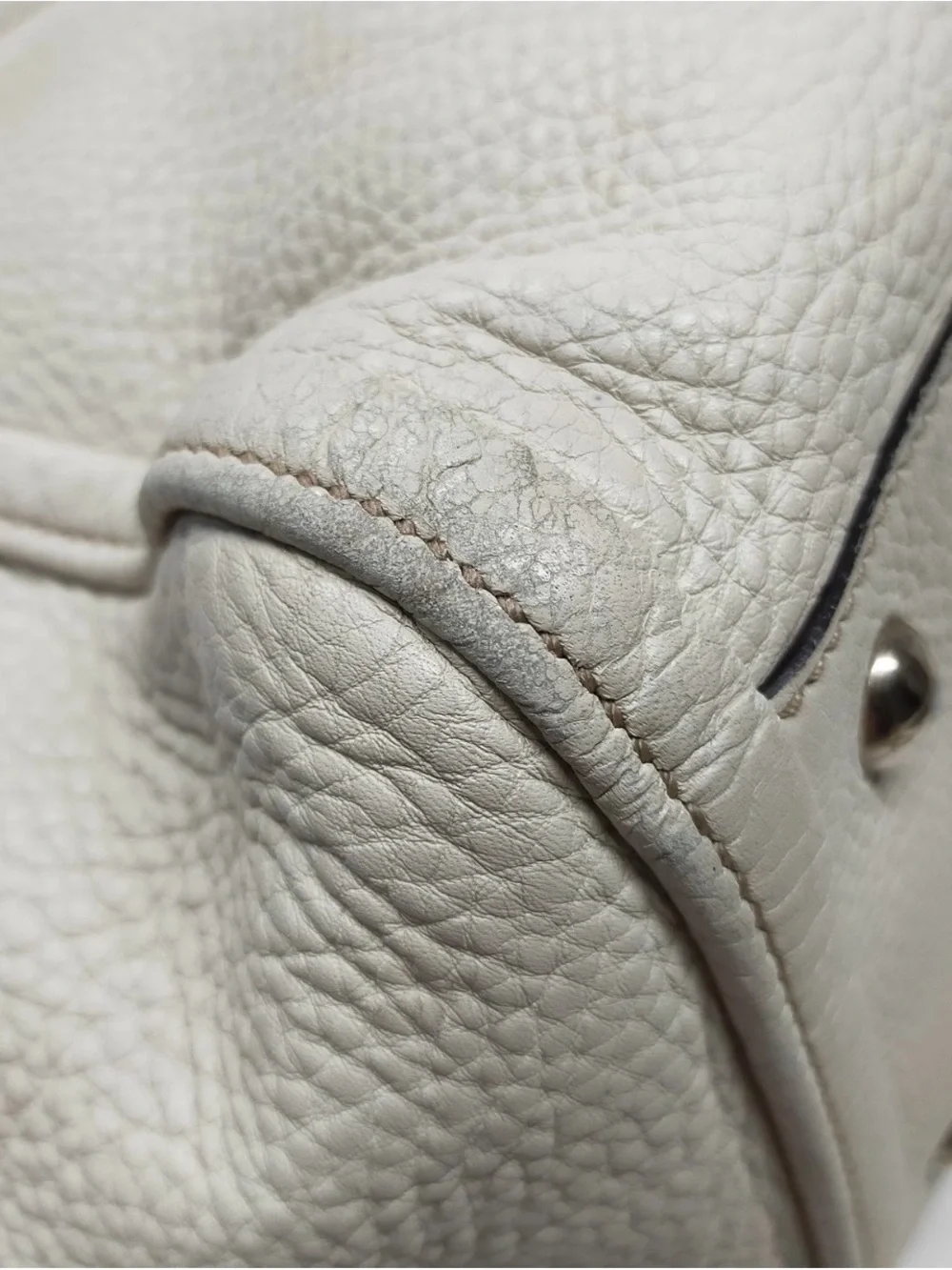 Gucci Cream Leather Tote with Signature Double G and Tassel